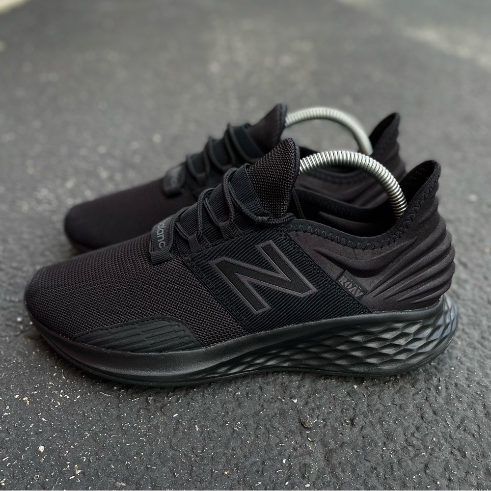 New balance fresh foam Roav size 7.5M 8.5W